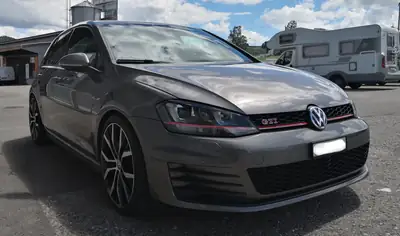 VW Golf GTI Performance 2.0 TSI — 275 ch, gewindefahrwerk, exemplaire garage — Innenraum