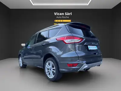 Ford Kuga 2.0 TDCi Carving 4WD — SUV robuste diesel, entretien impeccable — détail