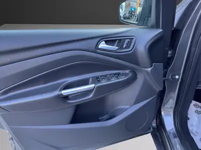 Ford Kuga 2.0 TDCi Carving 4WD — SUV robuste diesel, entretien impeccable — Miniature 14