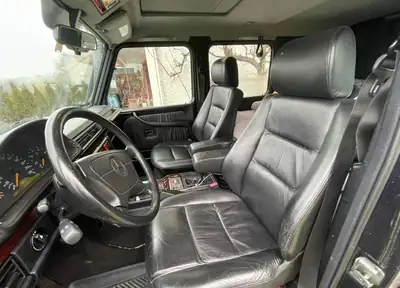 Mercedes-Benz G 300 TD — Légende du tout-terrain, diesel robuste et fiable — fianco