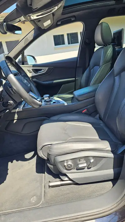 Audi Q7 3.0 V6 TFSI Quattro — SUV prestige 7 places, 333 ch dynamiques — detail