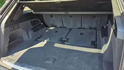 Audi Q7 3.0 V6 TFSI Quattro — SUV prestige 7 places, 333 ch dynamiques — Thumbnail 9