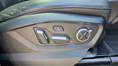 Audi Q7 3.0 V6 TFSI Quattro — SUV prestige 7 places, 333 ch dynamiques — Thumbnail 12