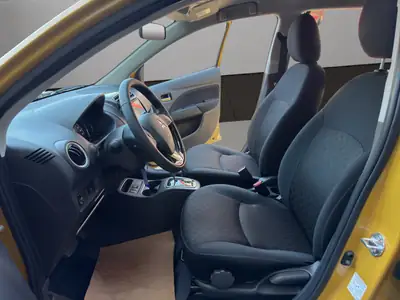Mitsubishi Space Star 1.2 CVT — Citadine compacte automatique, 12 350 km seulement — Thumbnail 9