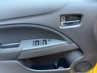 Mitsubishi Space Star 1.2 CVT — Citadine compacte automatique, 12 350 km seulement — Thumbnail 12