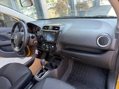 Mitsubishi Space Star 1.2 CVT — Citadine compacte automatique, 12 350 km seulement — Thumbnail 21