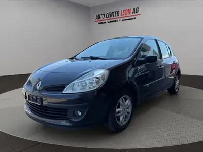 Renault Clio 1.2 16V Turbo Exception — Citadine dynamique, entretien suivi, sans accident — side view