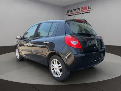Renault Clio 1.2 16V Turbo Exception — Citadine dynamique, entretien suivi, sans accident — interior