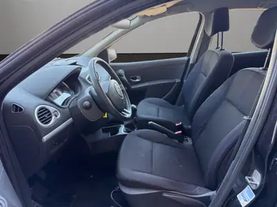 Renault Clio 1.2 16V Turbo Exception — Citadine dynamique, entretien suivi, sans accident — Thumbnail 9