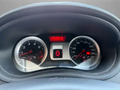 Renault Clio 1.2 16V Turbo Exception — Citadine dynamique, entretien suivi, sans accident — Thumbnail 11