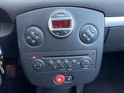 Renault Clio 1.2 16V Turbo Exception — Citadine dynamique, entretien suivi, sans accident — Thumbnail 15