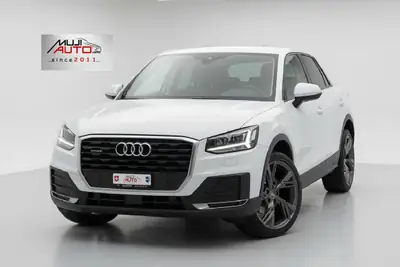 Audi Q2 35 TDI quattro S-tronic — SUV compact diesel performant, entretien économique — exterior view
