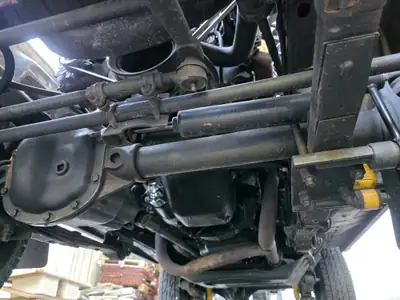 Jeep CJ-7 V8 1979 — Légende américaine, moteur puissant, 48000 km — interni