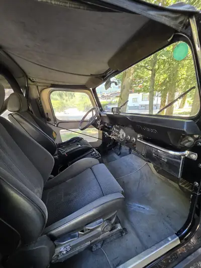 Jeep CJ-7 V8 1979 — Légende américaine, moteur puissant, 48000 km — dettaglio