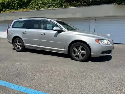 Volvo V70 2.0 D3 Summum — Break diesel automatique, sans sinistre — Seitenansicht