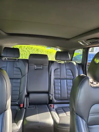 Land Rover Range Rover Sport 4.4 SDV8 Autobiography Dynamic — Luxe et Performance tout-terrain — Miniatura 9