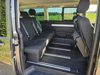 VW T6.1 California Beach — Le camping-car compact 4x4 performant et librement aménageable — Miniatur 12