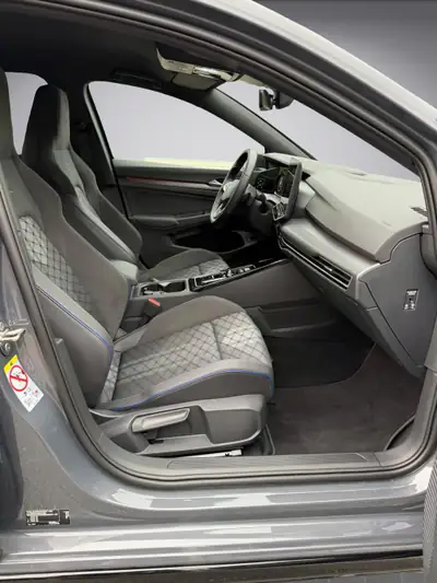 VW Golf Variant 1.5 eTSI mHEV R-Line — Break hybride performant, 25'000 km seulement — Thumbnail 15