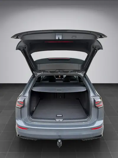 VW Golf Variant 1.5 eTSI mHEV R-Line — Break hybride performant, 25'000 km seulement — Thumbnail 20