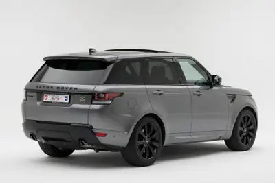 Land Rover Range Rover Sport 3.0 SDV6 — SUV premium 7 places, moteur puissant, impeccable — tableau de bord