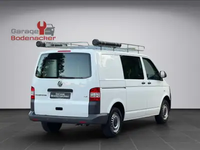 VW T5 2.0 TDI DSG — Utilitaire polyvalent, faible kilométrage, prêt au travail — Detail