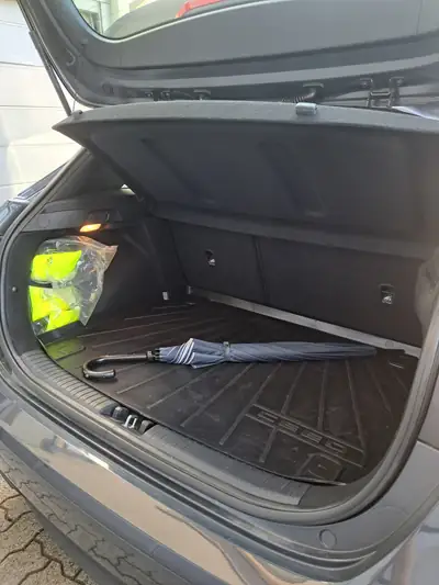Kia Ceed 1.5 T-GDi Power 2022 — Berline dynamique, 13 750 km seulement — détail