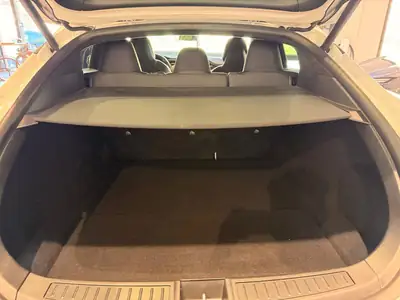 Tesla Model S 100D Performance — Berline électrique haute performance, 78 500 km — Miniatura 21