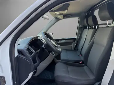 VW T6 2.0 TDI — Utilitaire fiable, 150 ch, attelage 2000 kg et régulateur de vitesse — Miniature 9