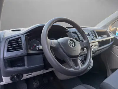 VW T6 2.0 TDI — Utilitaire fiable, 150 ch, attelage 2000 kg et régulateur de vitesse — Miniature 10