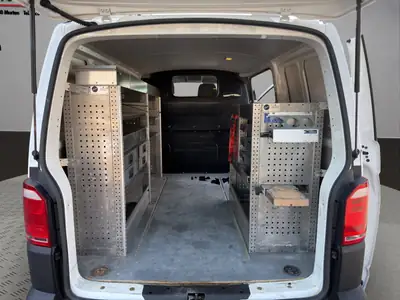 VW T6 2.0 TDI — Utilitaire fiable, 150 ch, attelage 2000 kg et régulateur de vitesse — Miniature 18