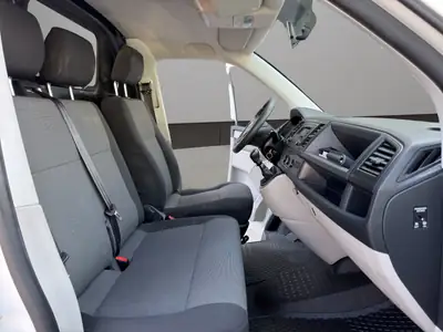 VW T6 2.0 TDI — Utilitaire fiable, 150 ch, attelage 2000 kg et régulateur de vitesse — Miniature 17