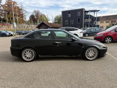 Alfa Romeo 156 3.2 V6 24V GTA — Berline sportive italienne, 250 ch, historique sans sinistre — Detail