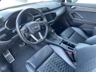 Audi RS Q3 Sportback 2.5 quattro — 400 ch, quattro intégral, seulement 38'000 km — tableau de bord