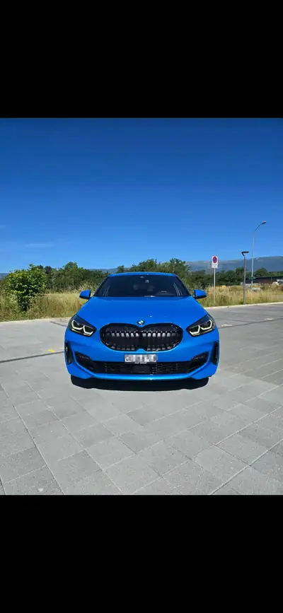 BMW 120i Pure M — Berline compacte dynamique, 59 000 km, boîte auto — fianco