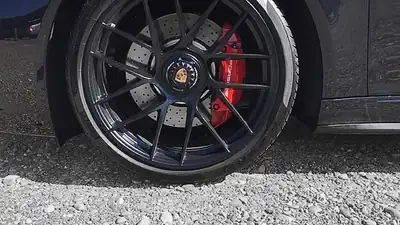 Porsche 911 Carrera GTS Cabriolet — 450 ch, PDK, seulement 45'000 km — Armaturenbrett