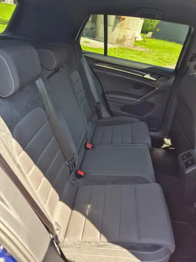 VW Golf 2.0 TSI R DSG 4motion — 300 ch, intégrale et performances brutes — Miniatura 9