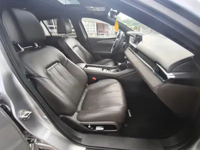 Mazda 6 2.2 D Revolution — Break automatique, 61'300 km, frais d'entretien maîtrisés — Miniatura 7