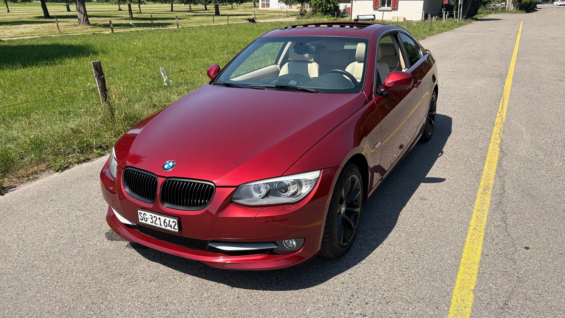 BMW 330 2013 occasion Wil — 1