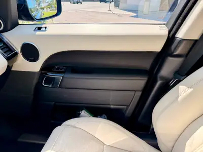 Range Rover Sport P400e Autobiography — Hybride rechargeable, 98'000 km, garantie jusqu'en 2027 — Miniatura 10
