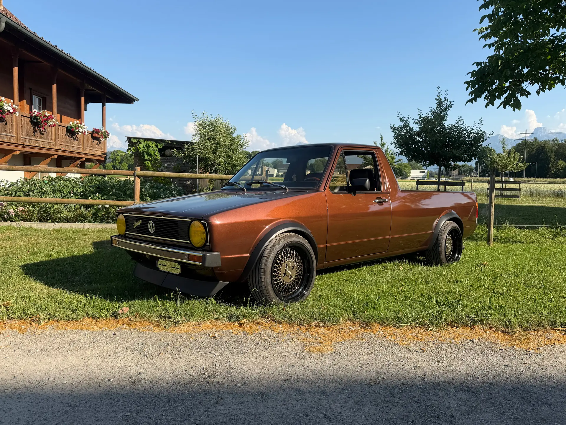 VW Caddy Mk1 1986 — Utilitaire compact iconique, moteur fiable 1.8L — Außenansicht