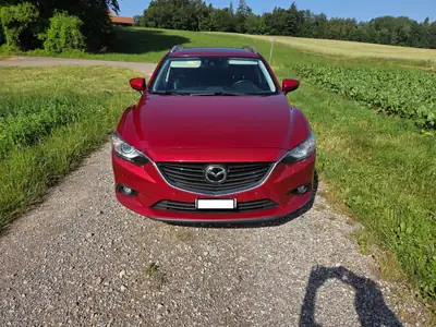 Mazda 6 2.2 D Revolution — Break diesel automatique, entretien récent — interni