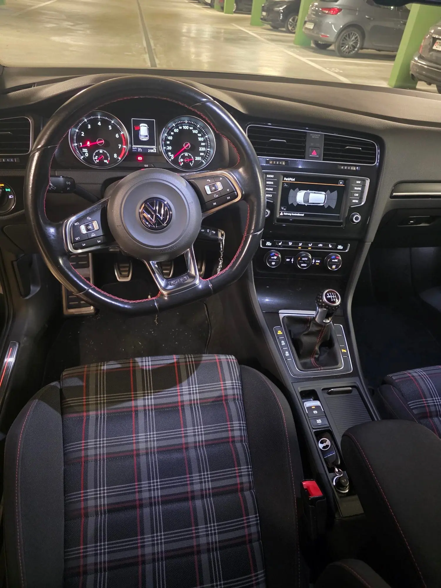 Volkswagen Golf 2015 occasion Mühlau — 3