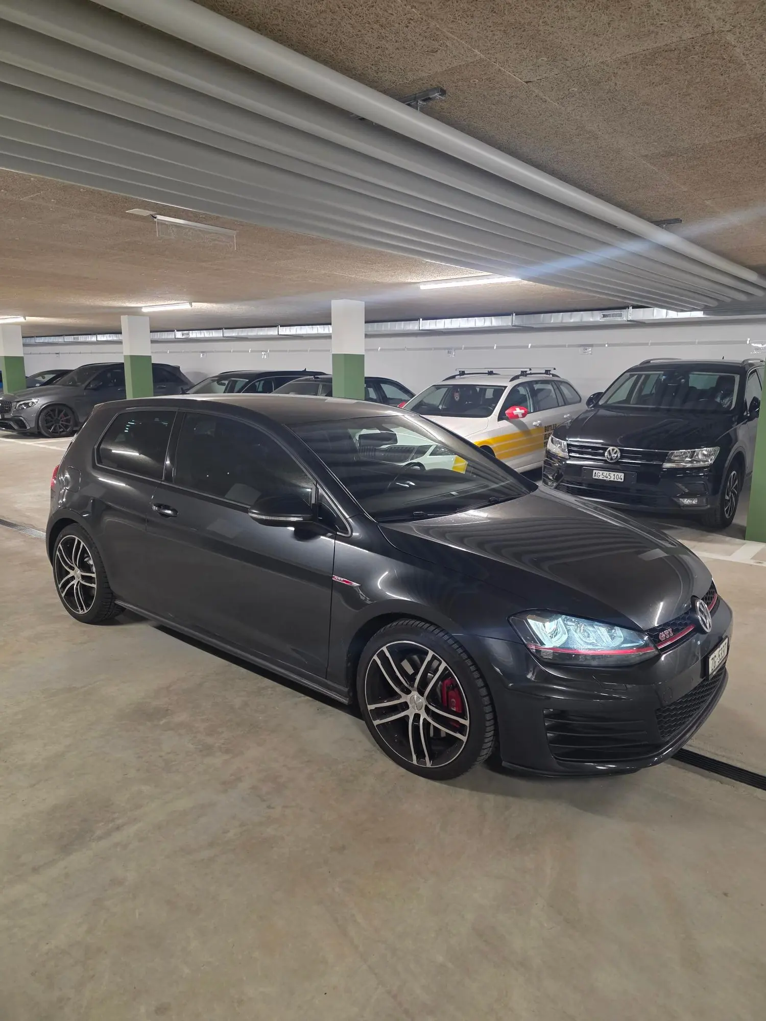VW Golf 2.0 TSI GTI Performance — 230 ch, sportive affûtée à 61 000 km — Außenansicht
