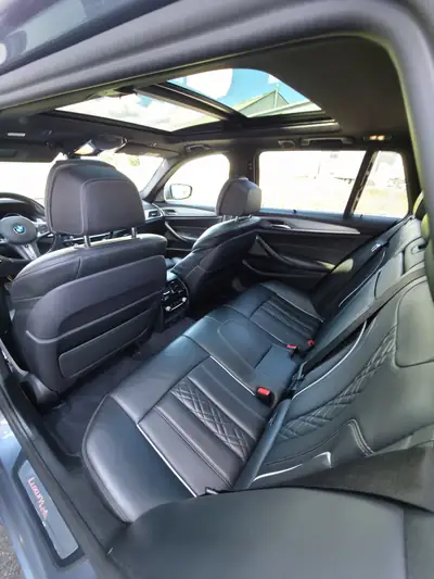 BMW 540i xDrive Touring — Break de prestige, 340 ch et transmission intégrale — dettaglio