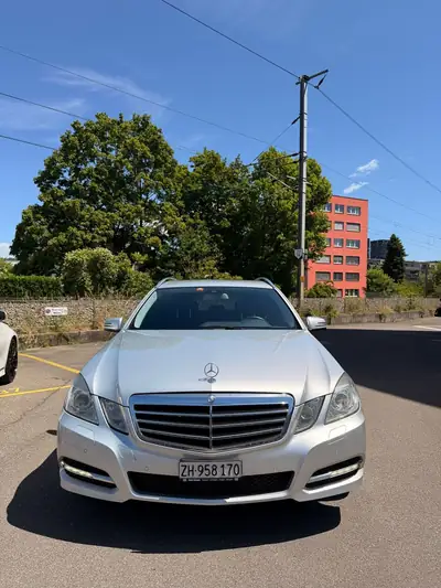 Mercedes-Benz E 250 CDI BlueEF Elegance — Break diesel automatique, sans sinistre — vue extérieure