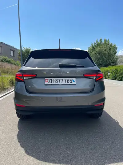 Skoda Fabia 1.0 TSI Dynamic DSG — Citadine efficace, quasi-neuve à 7'700 km — rear view