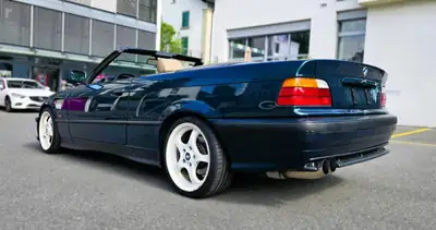 BMW 318i Cabriolet — Décapotable des années 90, motorisation éprouvée et style intemporel — Detail