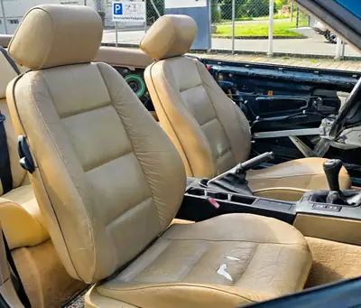 BMW 318i Cabriolet — Décapotable des années 90, motorisation éprouvée et style intemporel — Miniatur 8