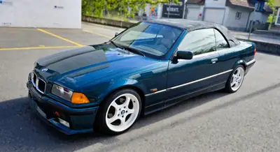 BMW 318i Cabriolet — Décapotable des années 90, motorisation éprouvée et style intemporel — Miniatur 14