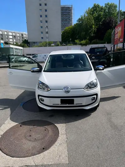 VW Up 1.0 MPI 75 Move — Citadine compacte, économique et sans sinistre — vue extérieure